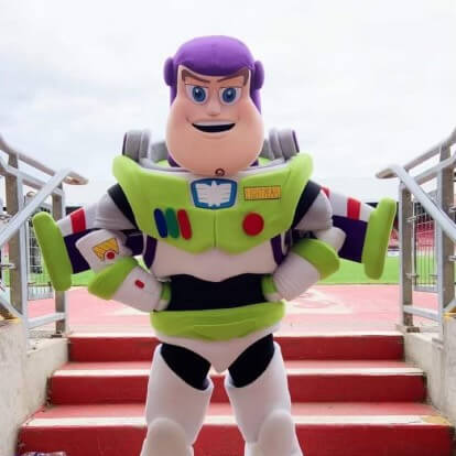 Buzz hot sale lightyear entertainer